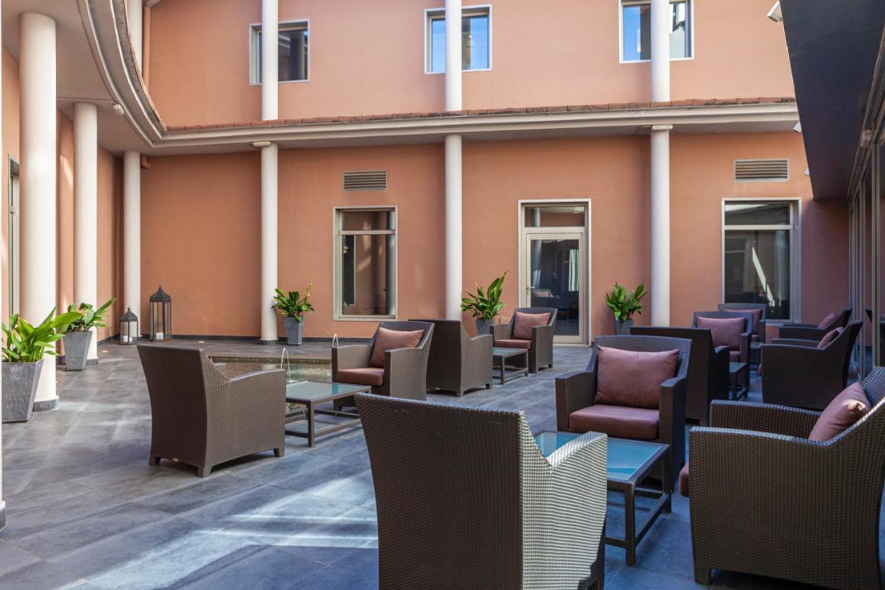 Hotel Porcel Torneo Sevilla Exterior foto