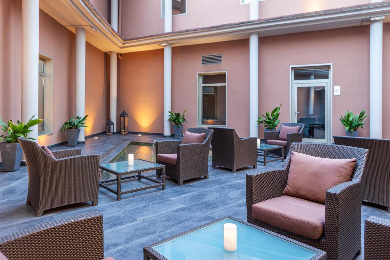 Hotel Porcel Torneo Sevilla Exterior foto